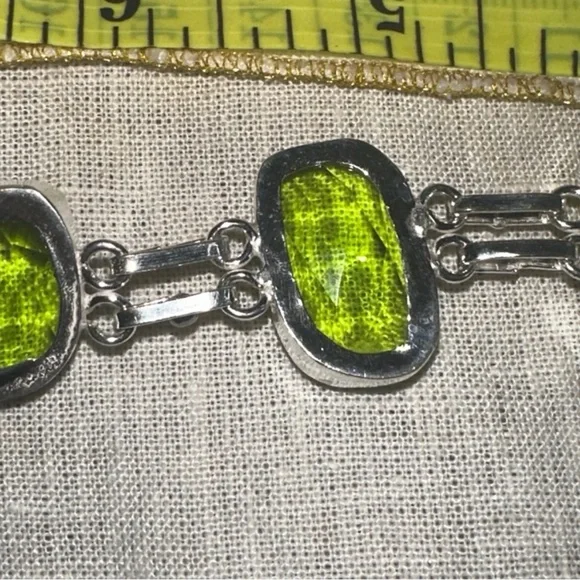 Gorgeous Faceted Green Quartz Handcrafted 925 Bracelet - Picture 5 of 14